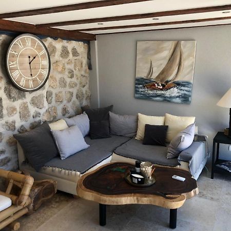 Private Cottage In Olive Grove With Heated Pool Vinišće Exterior foto