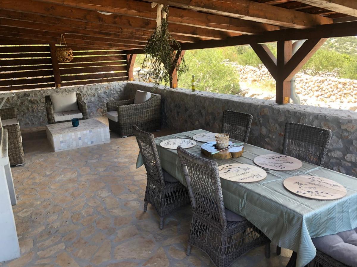 Private Cottage In Olive Grove With Heated Pool Vinišće Exterior foto
