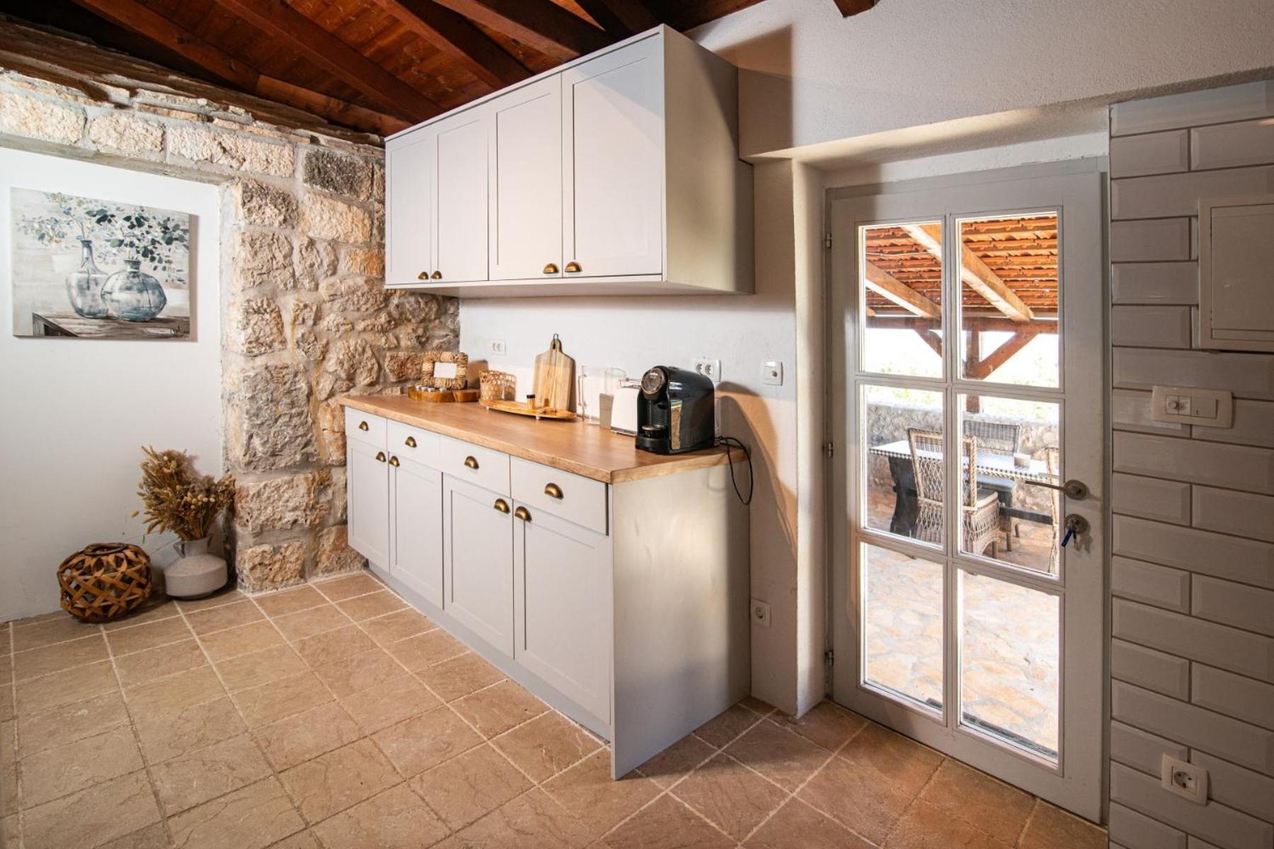 Private Cottage In Olive Grove With Heated Pool Vinišće Exterior foto